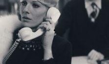 偷吻 在线观看,在线观看浪漫爱情故事